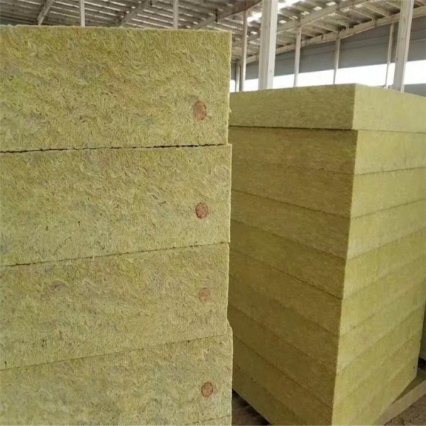 屋頂巖棉板應用與優勢